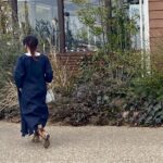 デニム好きのための岡山産セルビッジデニム裾フリンジVネックロング丈デニムワンピース