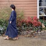 デニム好きのための岡山産セルビッジデニム裾フリンジVネックロング丈デニムワンピース