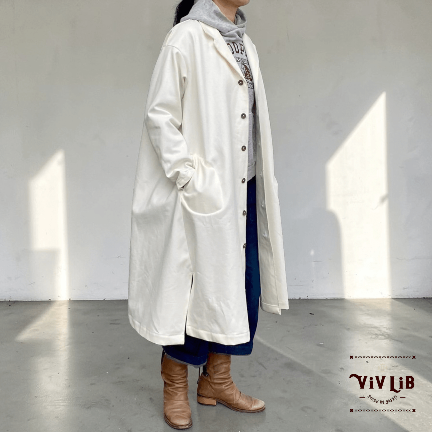 岡山セルビッジホワイトデニム12ozユニセックスロング丈ジャケット