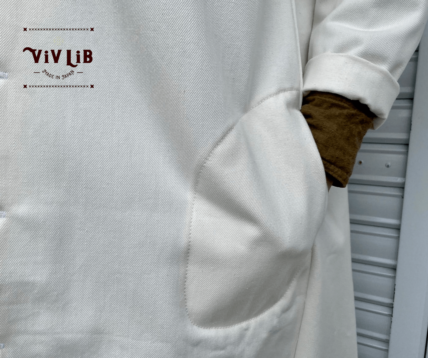 岡山セルビッジホワイトデニム12ozユニセックスロング丈ジャケット