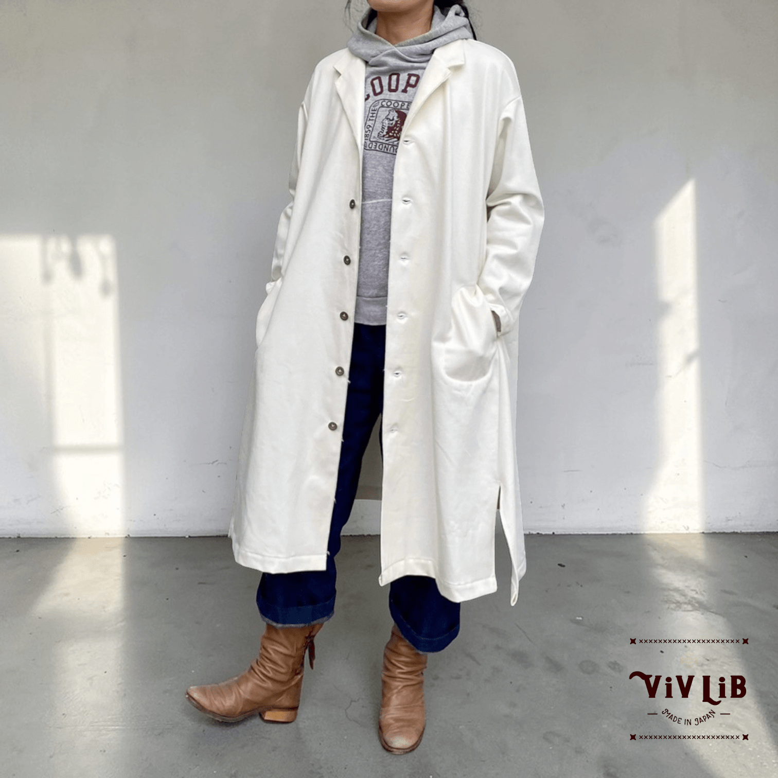 岡山セルビッジホワイトデニム12ozユニセックスロング丈ジャケット