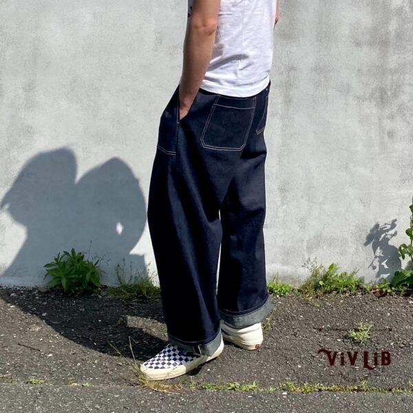 岡山セルビッジデニム ワイドイージーパンツ（白ステッチ）