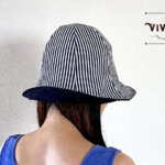 岡山デニムのリバーシブルチューリップハット/デニム×ヒッコリー