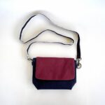 倉敷帆布と本藍岡山産デニムのバイカラーミニショルダーバッグ-ボルドー