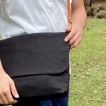 岡山セルビッチ黒デニム×イタリアンレザーメッセンジャーバッグ