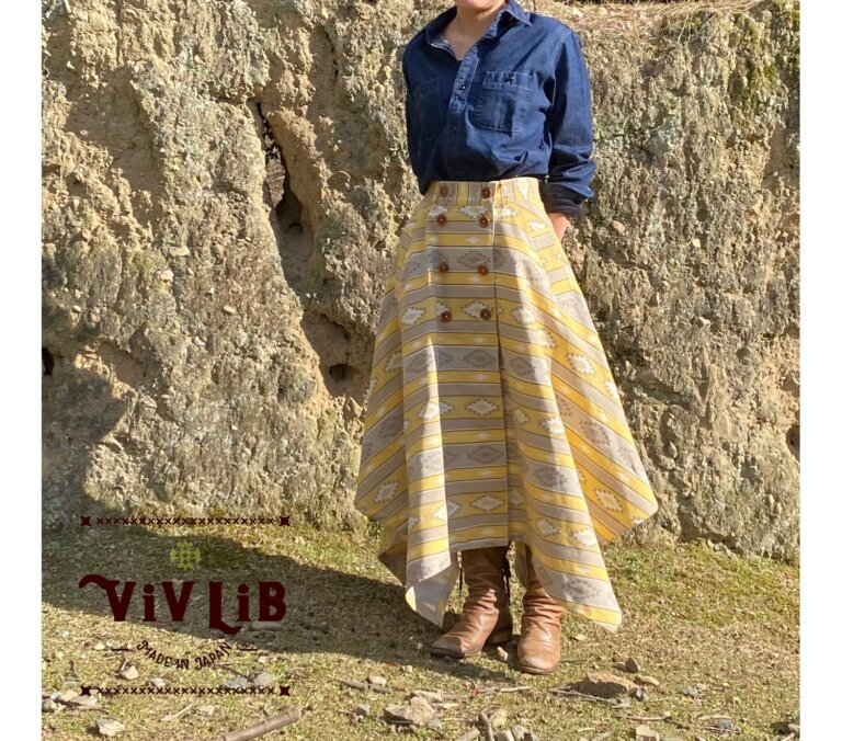 jacquard-ortega-pattern-trench-skirt (14)
