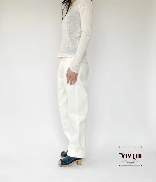 岡山産セルビッチホワイトデニムストレートパンツ/男女兼用(S~XXL)
https://vivlib.work/product/selvedge_white_denim_chino/

#whitedenim #whitejeans #whiteselvedgedenim #whiteselvedge #selvedge #selvege #selvedgejeans #madeinjapan #menswear #amekaji #denimchino #デニムチノ #ホワイトデニム #セルビッチデニム #岡山デニム #赤耳 #coordinate #ootd #casual #カジュアルコーデ #シンプルコーデ #セルビッチ #セルビッジ #メンズ  #ユニセックス #ストレート #白デニム #ホワイトパンツ #白パンツ